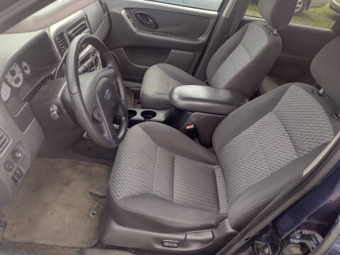 2004 Ford Escape XLT