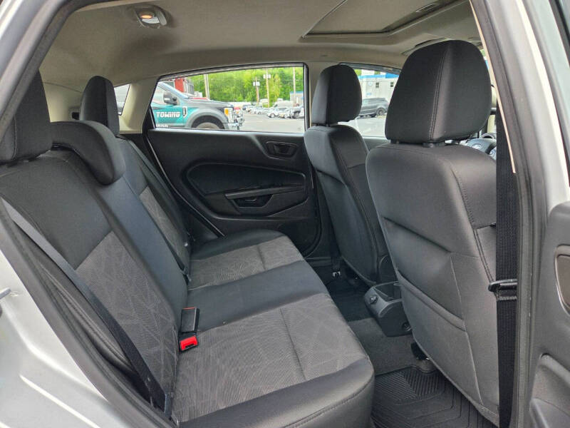 2013 Ford Fiesta SE