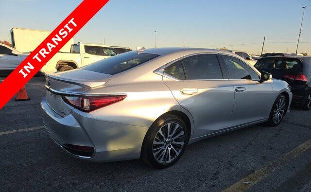 2020 Lexus ES 300h