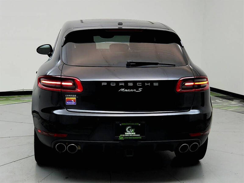 2016 Porsche Macan S