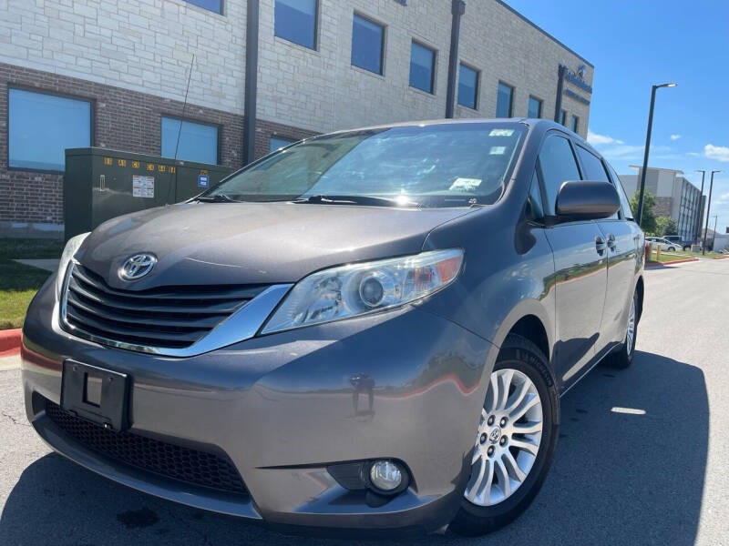 2013 Toyota Sienna for sale at Hatimi Auto LLC in Buda TX