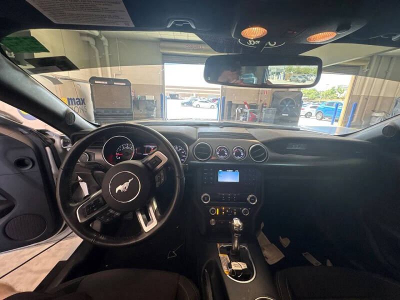 2020 Ford Mustang