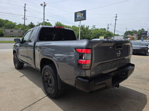 2022 Nissan Frontier S
