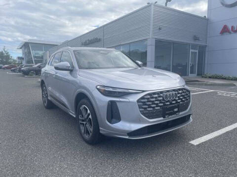 2025 Audi Q5 quattro Premium TFSI