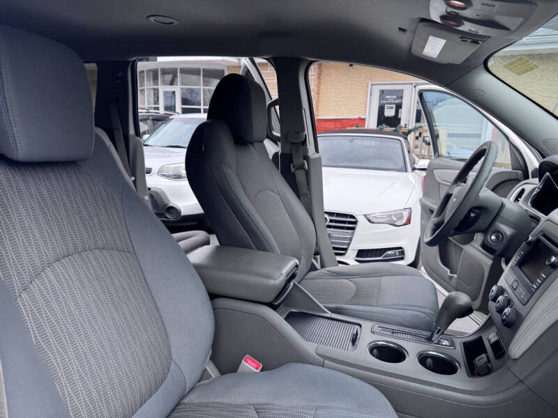 2015 Chevrolet Traverse LS