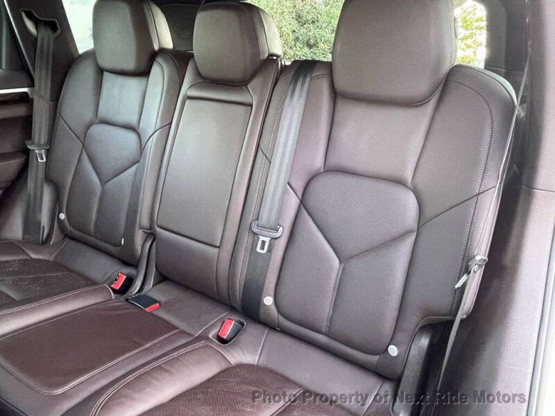 2011 Porsche Cayenne S