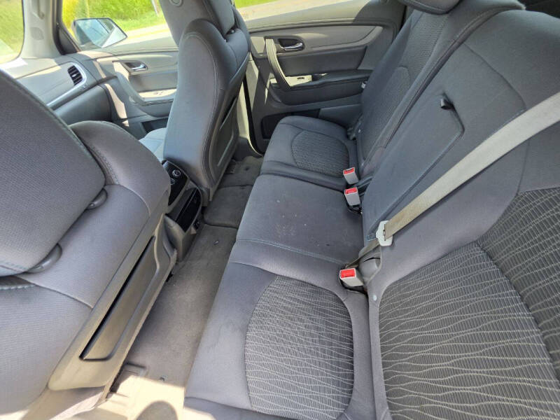 2017 Chevrolet Traverse LS