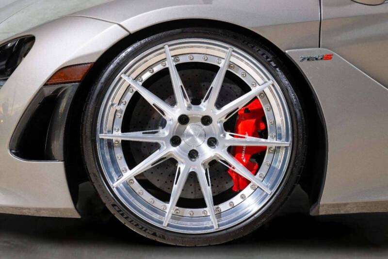 2020 McLaren 720S Spider Luxury