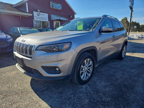 2019 Jeep Cherokee for sale at Hwy 13 Motors in Wisconsin Dells WI