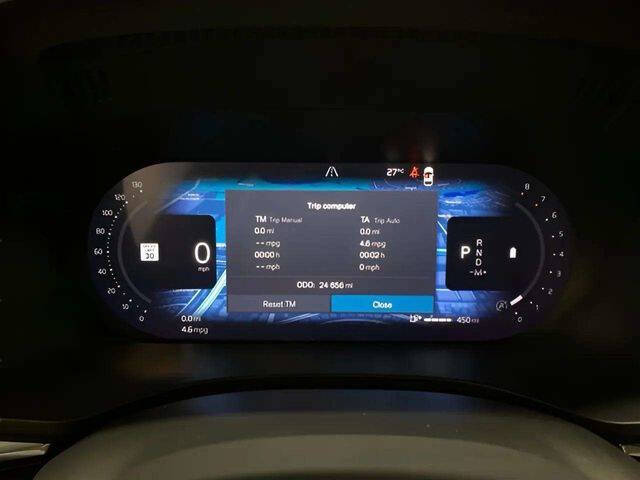 2025 Volvo XC60 B5 Core Dark Theme