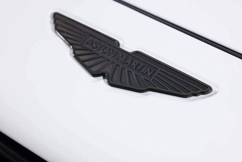 2026 Aston Martin DBX 707