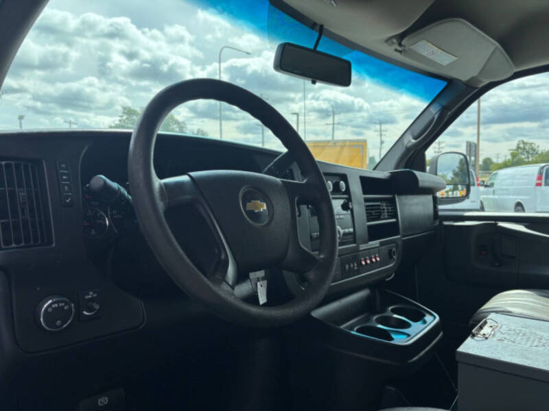 2014 Chevrolet Express 2500 Cargo Van