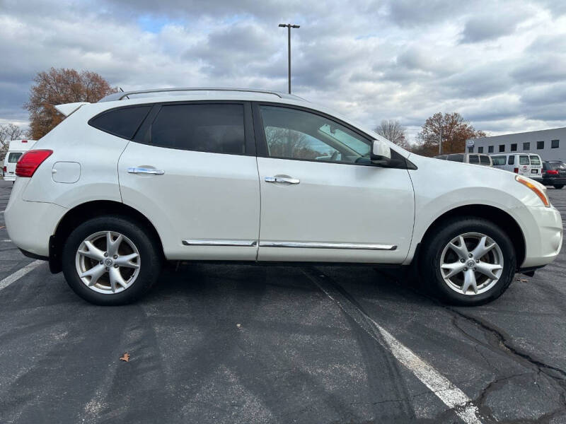 2011 Nissan Rogue SV