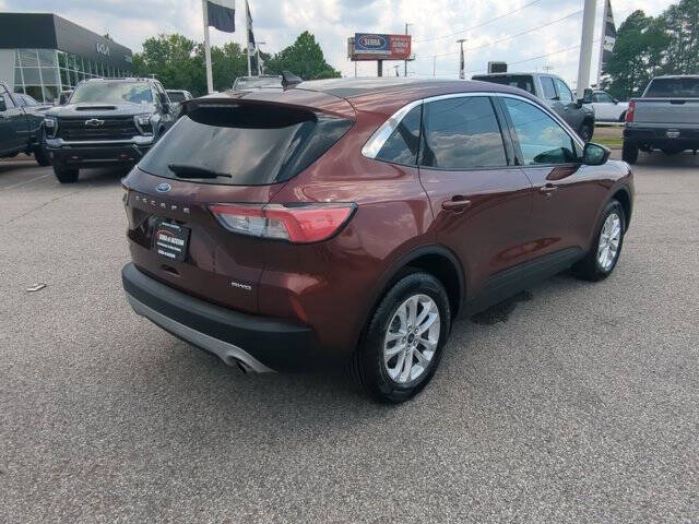 2021 Ford Escape SE