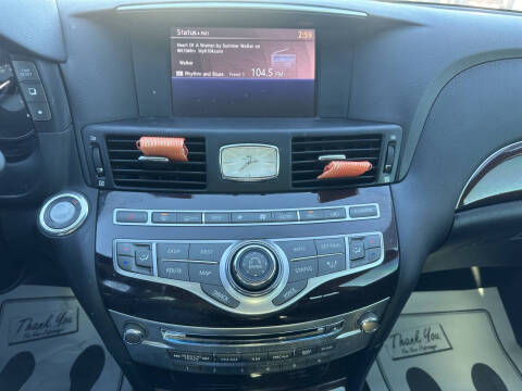 2013 Infiniti M37