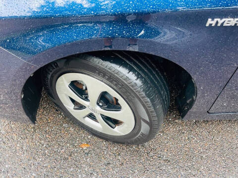 2015 Toyota Prius Four