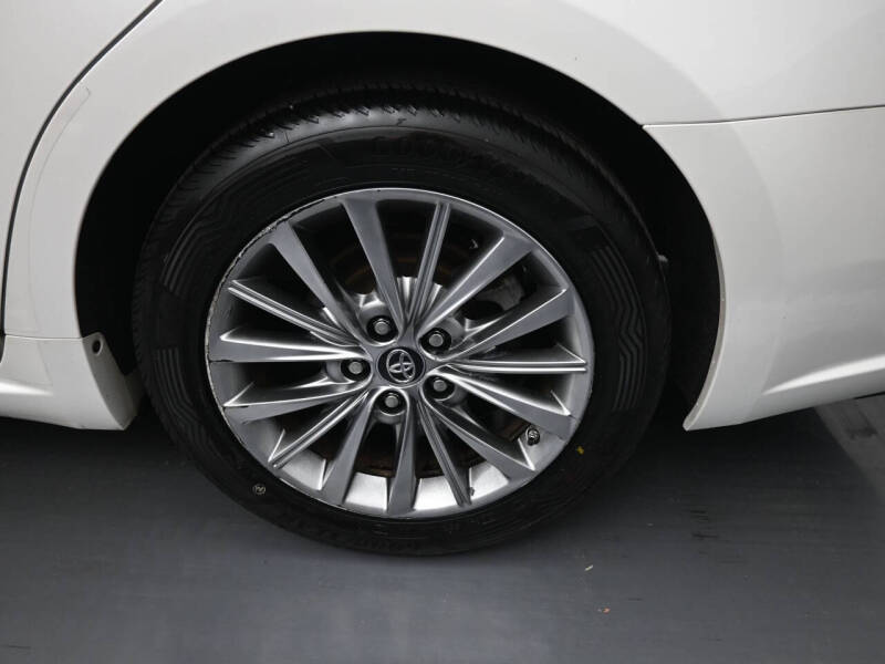 2016 Toyota Avalon Hybrid