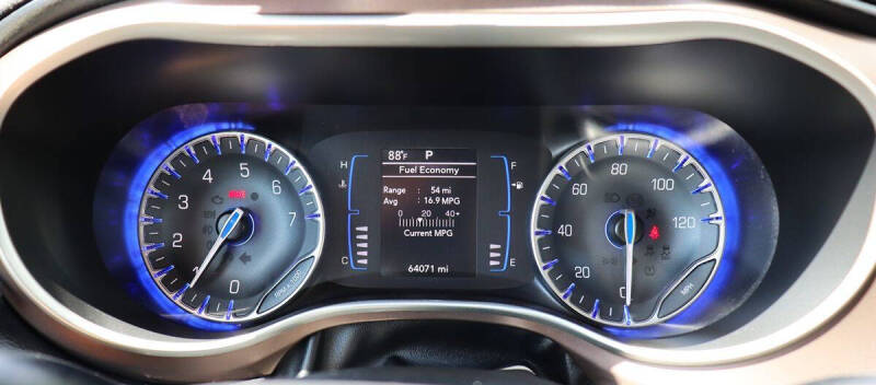 2021 Chrysler Voyager LX