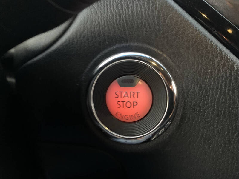 2014 Nissan Pathfinder SV