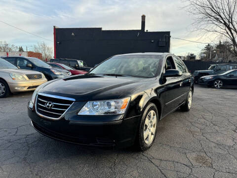 2009 Hyundai Sonata for sale at Shaheen Motorz, LLC. in Detroit MI