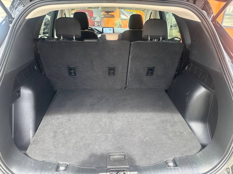 2021 Ford Escape Hybrid SE