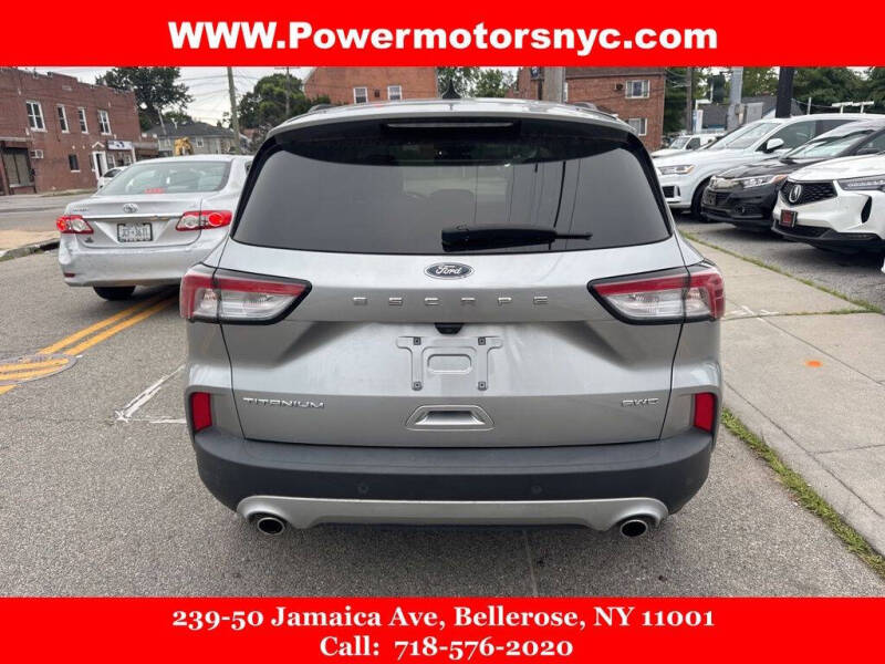 2021 Ford Escape Titanium