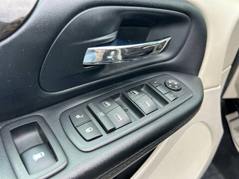 2016 Dodge Grand Caravan SXT