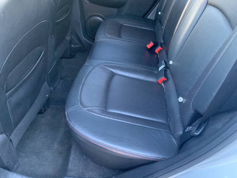 2011 Nissan Rogue SV