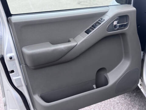 2014 Nissan Frontier S