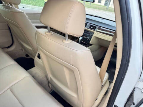 2011 BMW 3 Series 328i