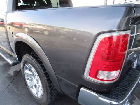 2017 RAM 1500 Laramie