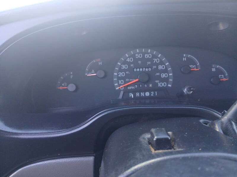 2000 Ford E-250