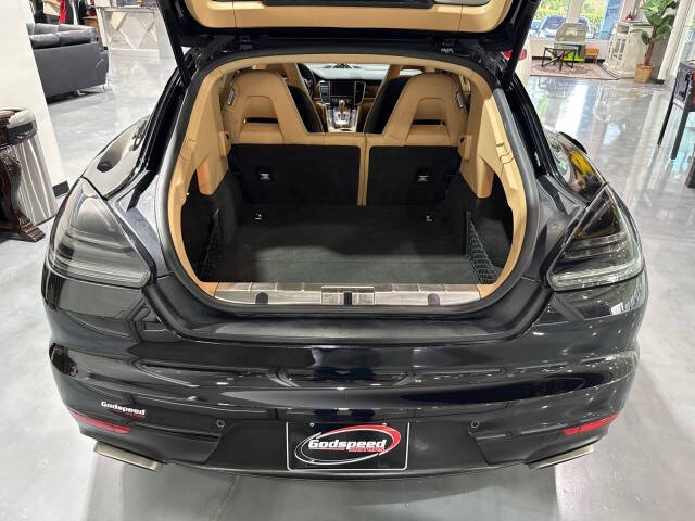 2015 Porsche Panamera