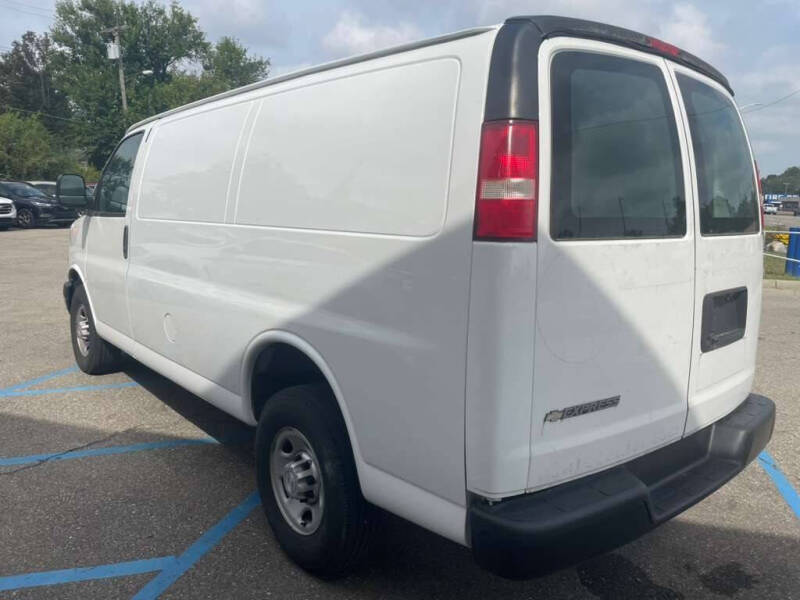 2018 Chevrolet Express 2500