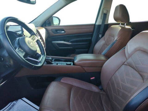 2022 Nissan Pathfinder Platinum