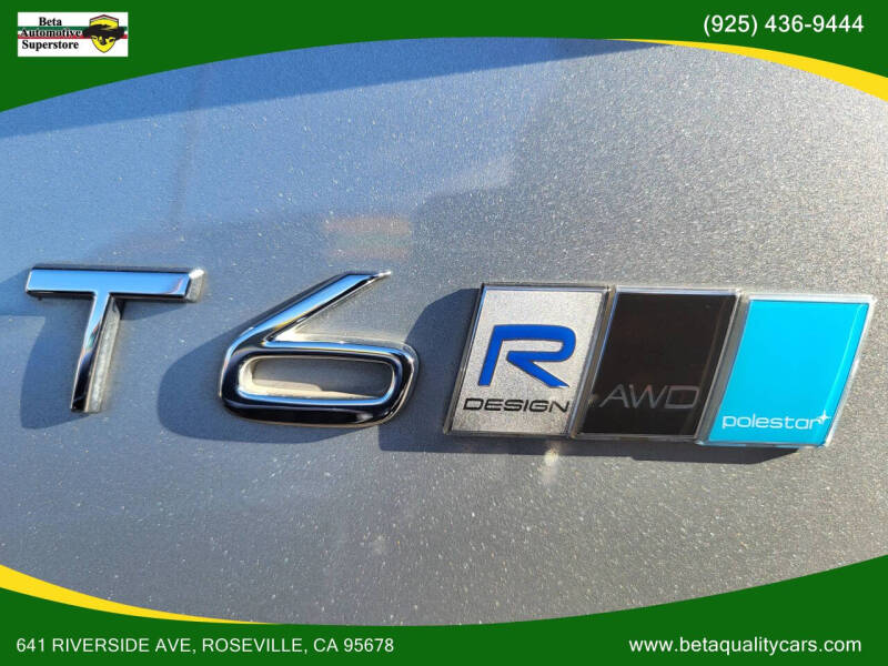 2017 Volvo XC90 T6 R-Design