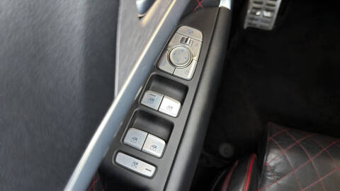2020 Genesis G70
