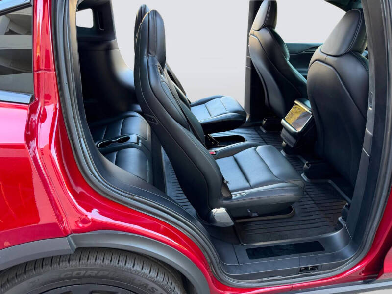 2023 Tesla Model X Plaid