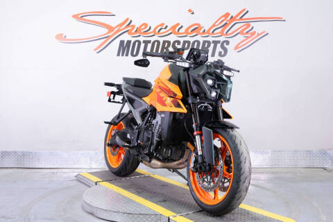 2024 KTM 990 Duke