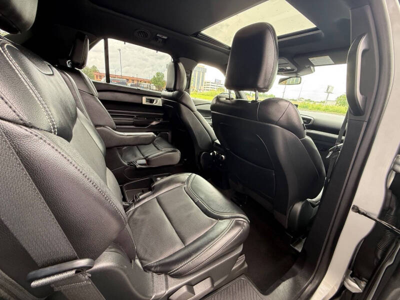 2020 Ford Explorer ST