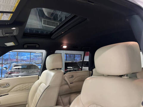 2023 Infiniti QX80 Sensory