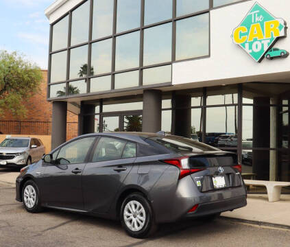 2022 Toyota Prius LE