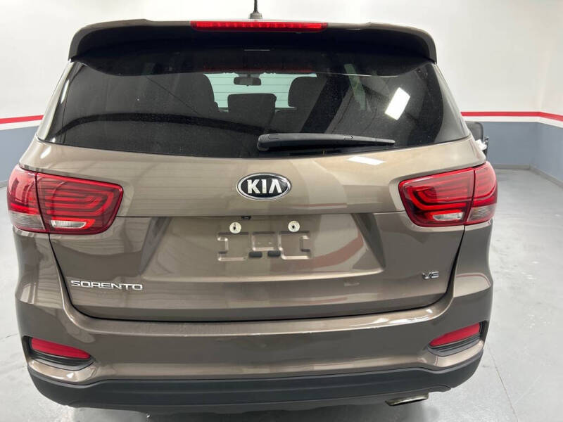 2019 Kia Sorento LX V6
