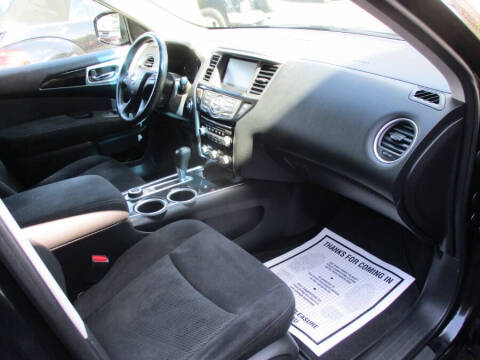 2016 Nissan Pathfinder