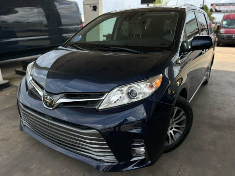 2020 Toyota Sienna for sale at M.I.A Motor Sport in Houston TX