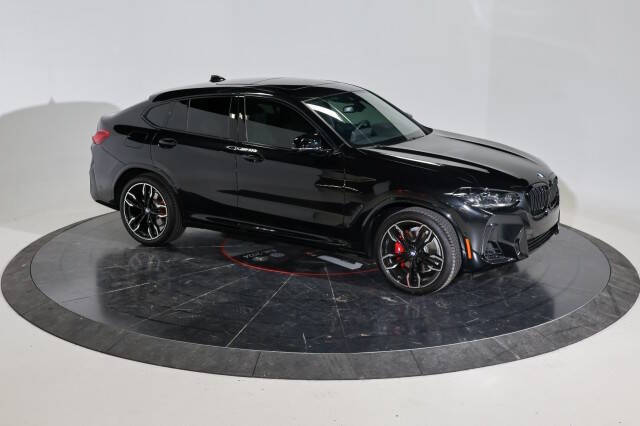 2025 BMW X4 M40i