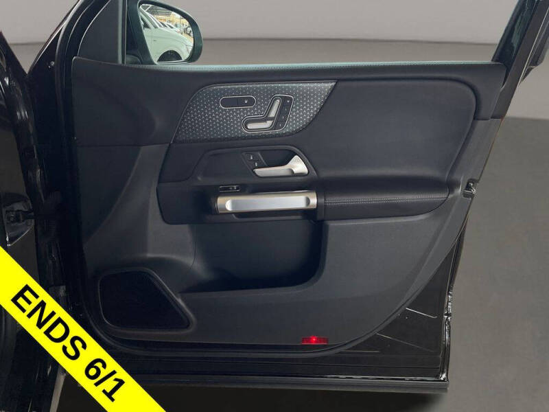 2025 Mercedes-Benz GLB GLB 250