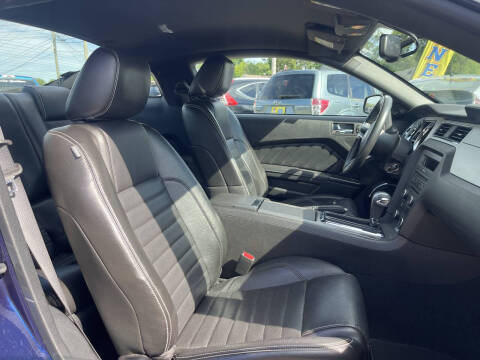 2010 Ford Mustang V6 Premium