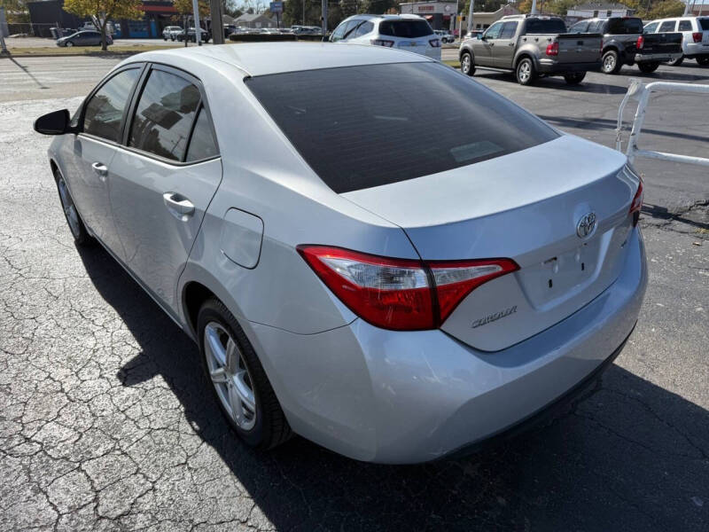2015 Toyota Corolla LE