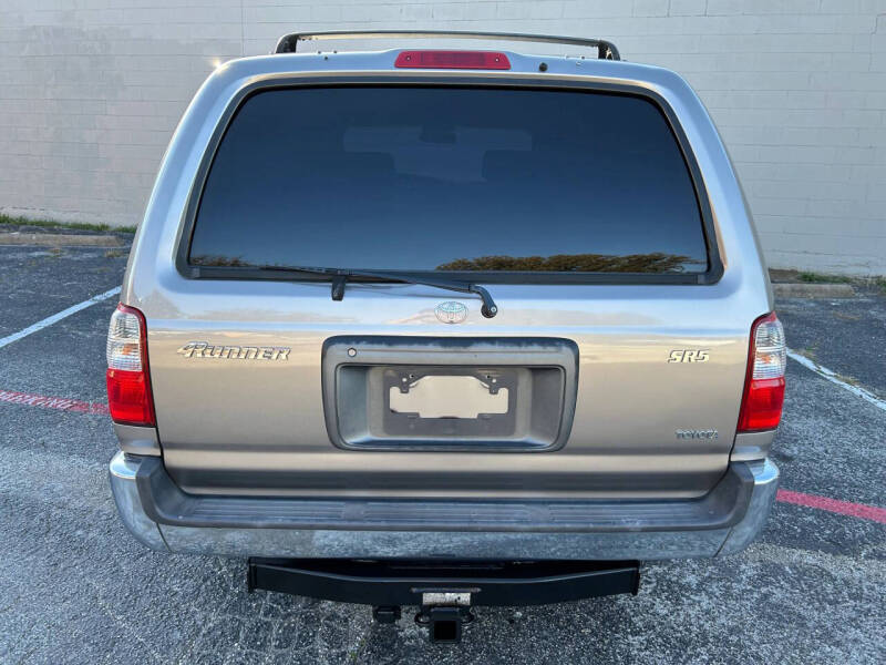 2001 Toyota 4Runner SR5